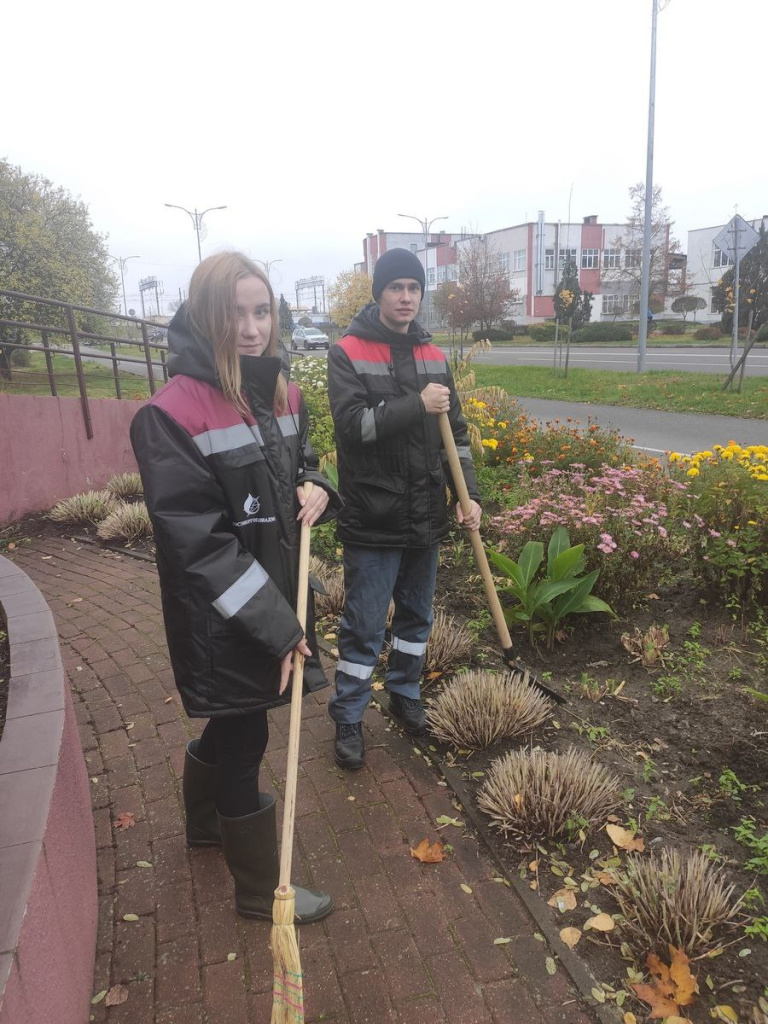 photo_2025-10-24_15-30-51 (2).jpg