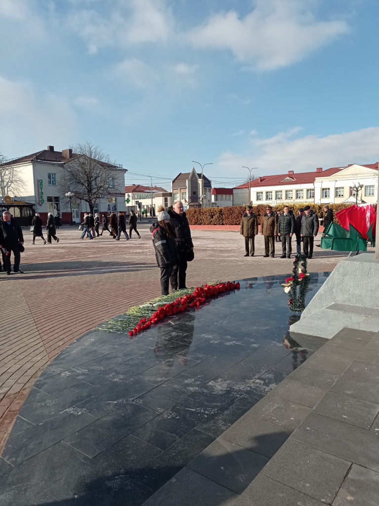 возложение 22022025 жлобин.jpg